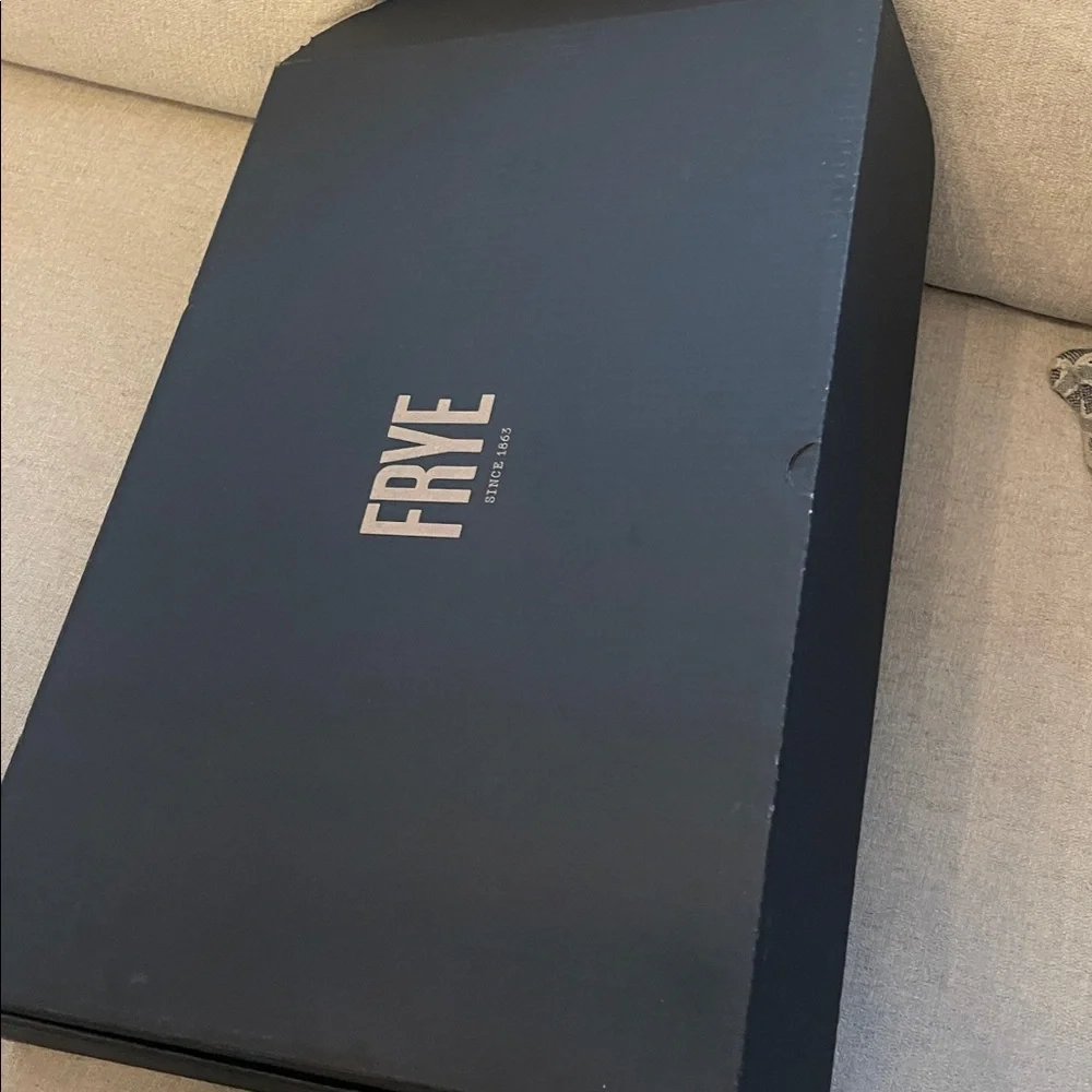 FRYE Campus 14L Tall Boots- 8.5 - Picture 4 of 7